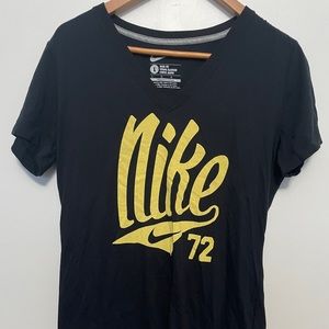 Womens Nike Tee